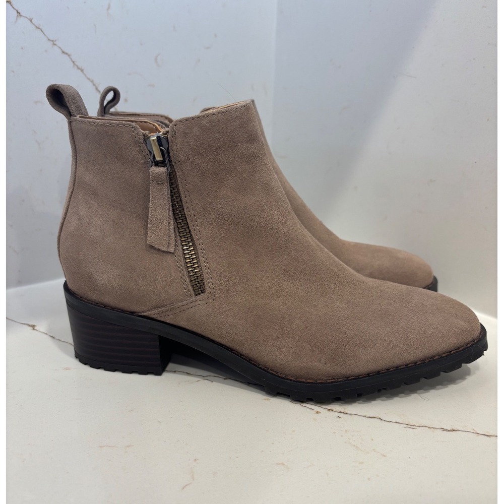 Blondo size 6.5  Waterproof Suede Ankle Booties Womens Taupe